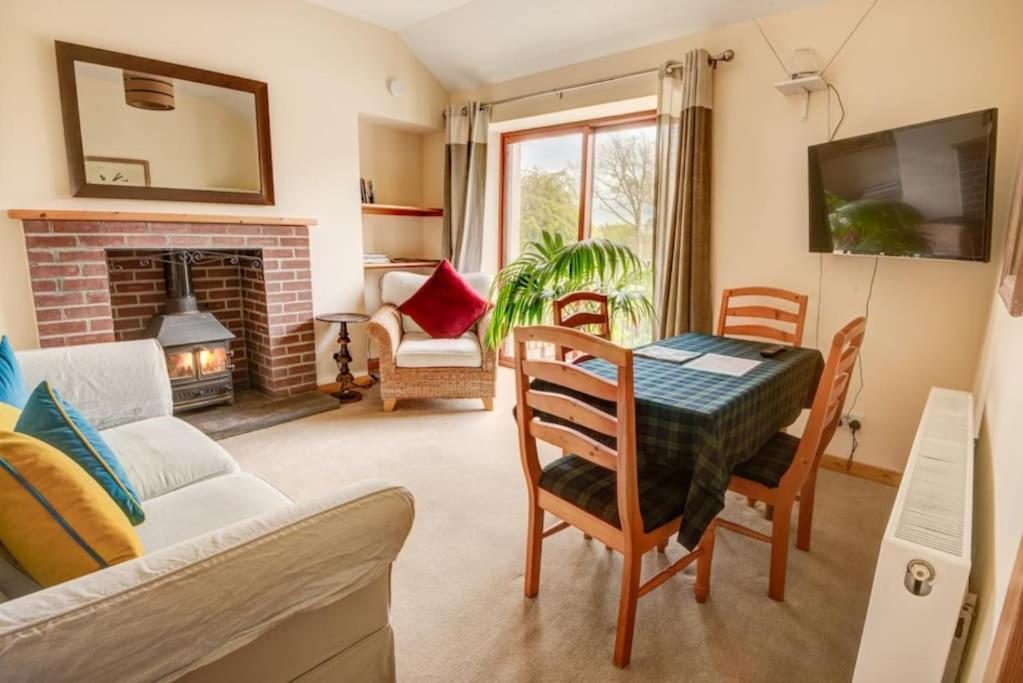 Foulis Cottage, Foulis Estate, Highland Scotland Ardullie Ngoại thất bức ảnh